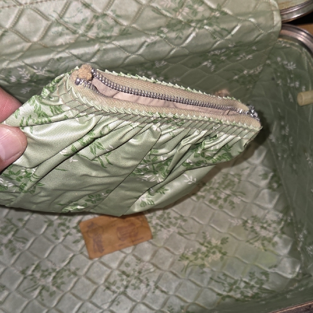 1960s Vintage Retro Green Travel Makeup Case American Tourister Tiara Model Lugg - Picture 5 of 15